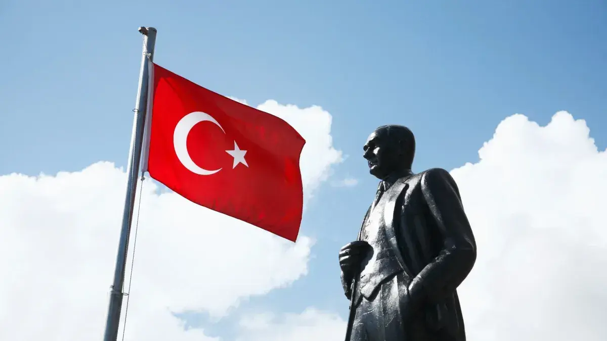 دانلود سریال آتاتورک