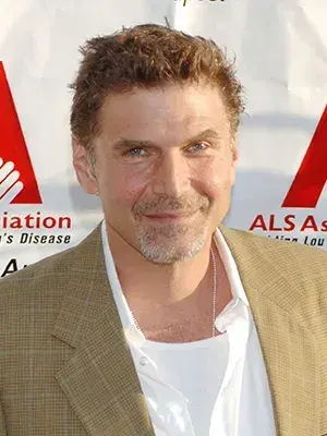 نیک  چینلوند