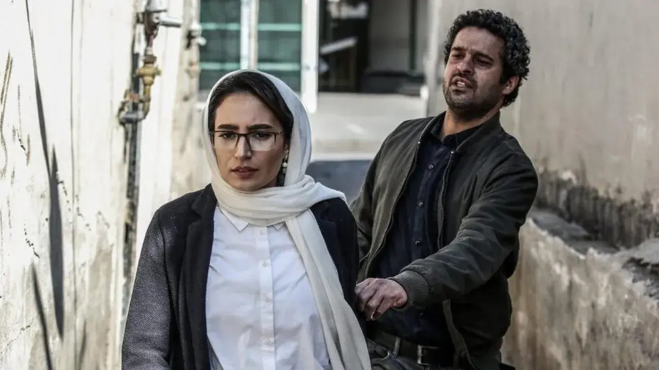 دانلود فیلم مجبوریم