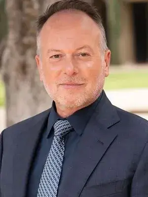 تام مک گراث 