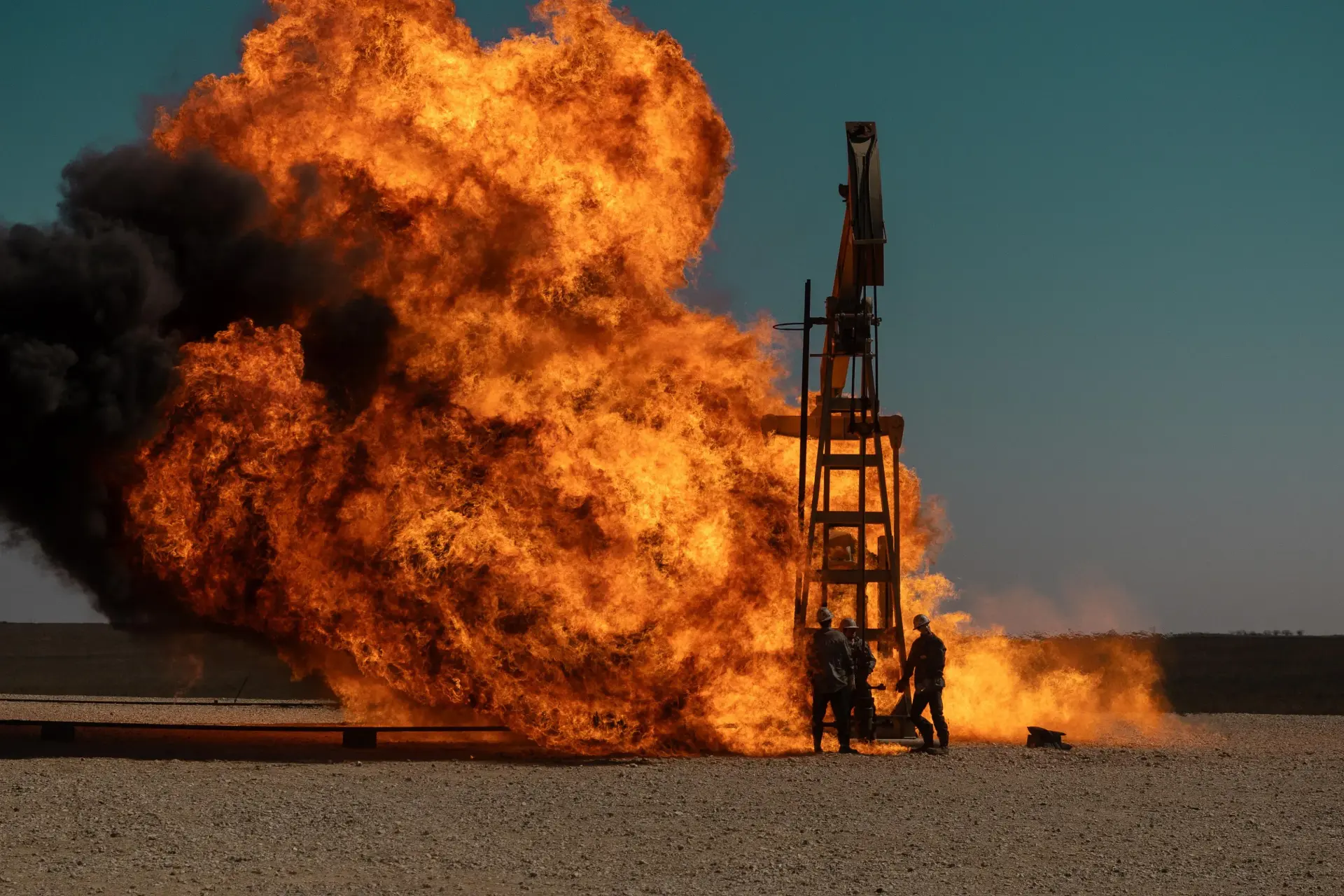 دانلود سریال لندمن