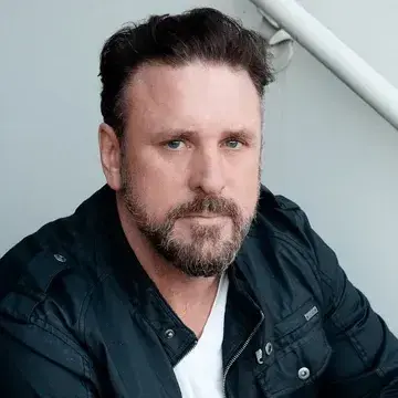 نلز لنارسون