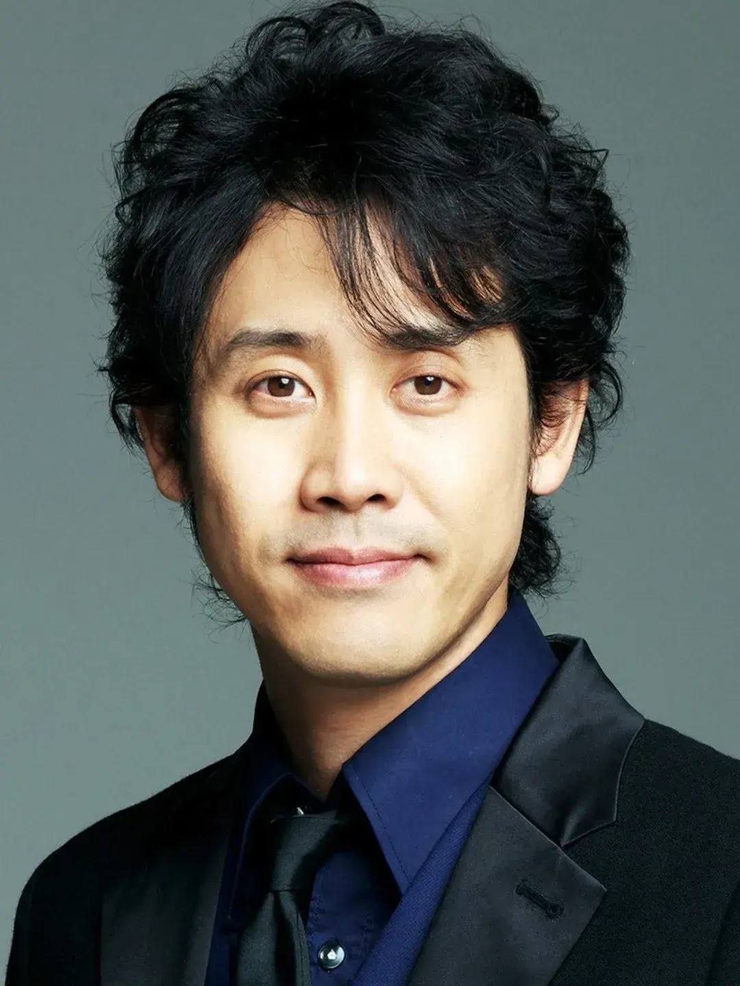 یو  اویزومی