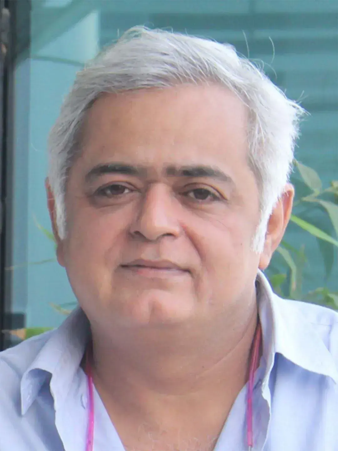 هانسال  مهتا