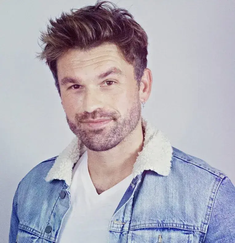 الکساندر مانیاتیس