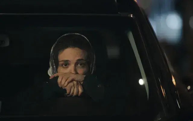 دانلود فیلم بی بدن