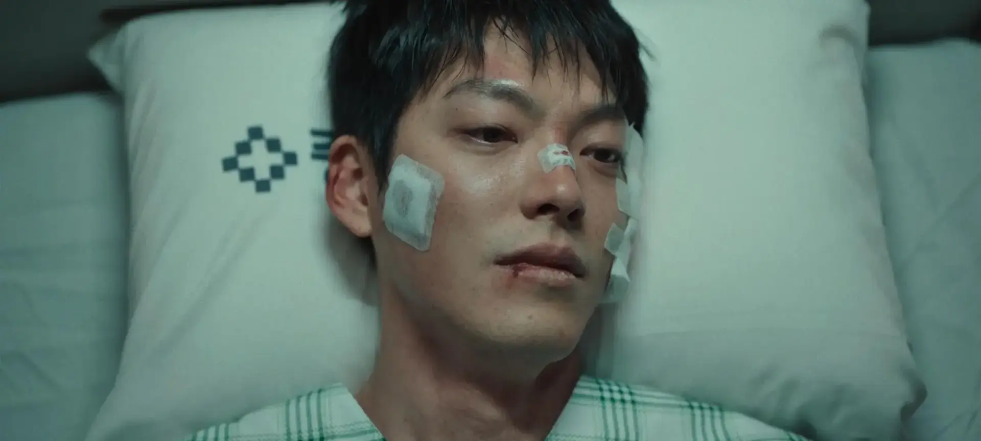 دانلود فیلم افسر کمربند مشکی