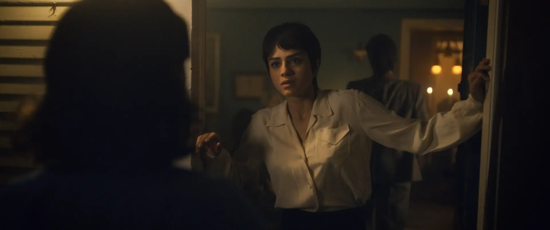 دانلود فیلم بر پشت اسب های تندرو