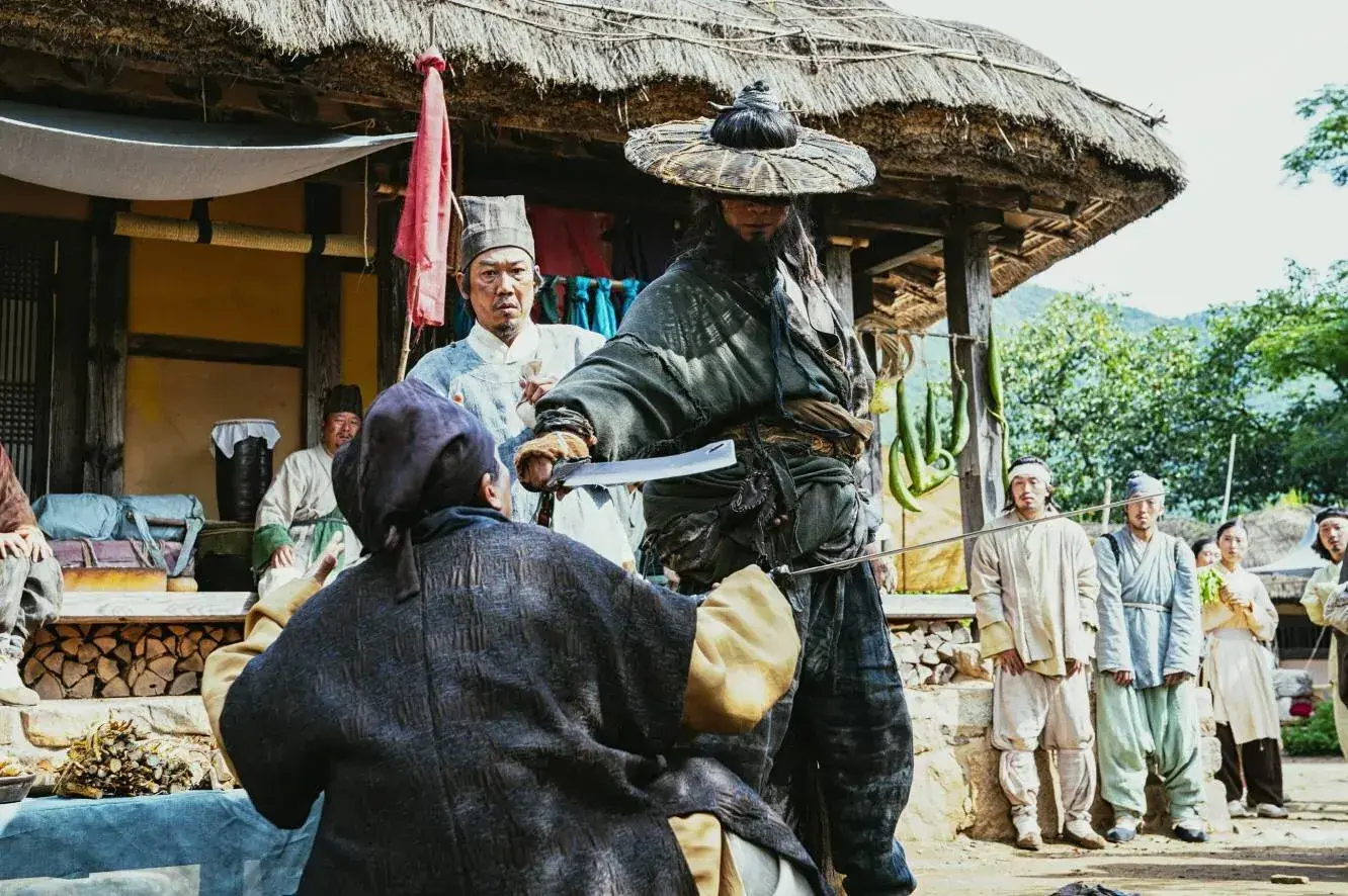 دانلود فیلم بیگانه: بازگشت به آینده