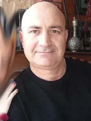 تورگوت اوزدمیر