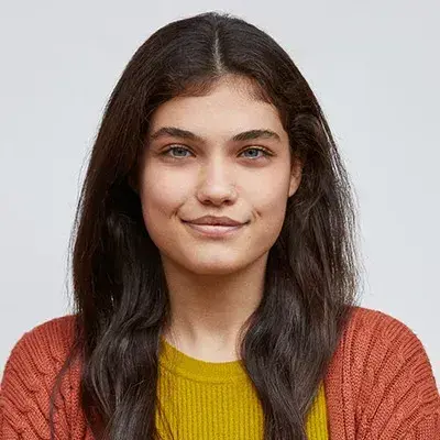 آلینا اوزگچن