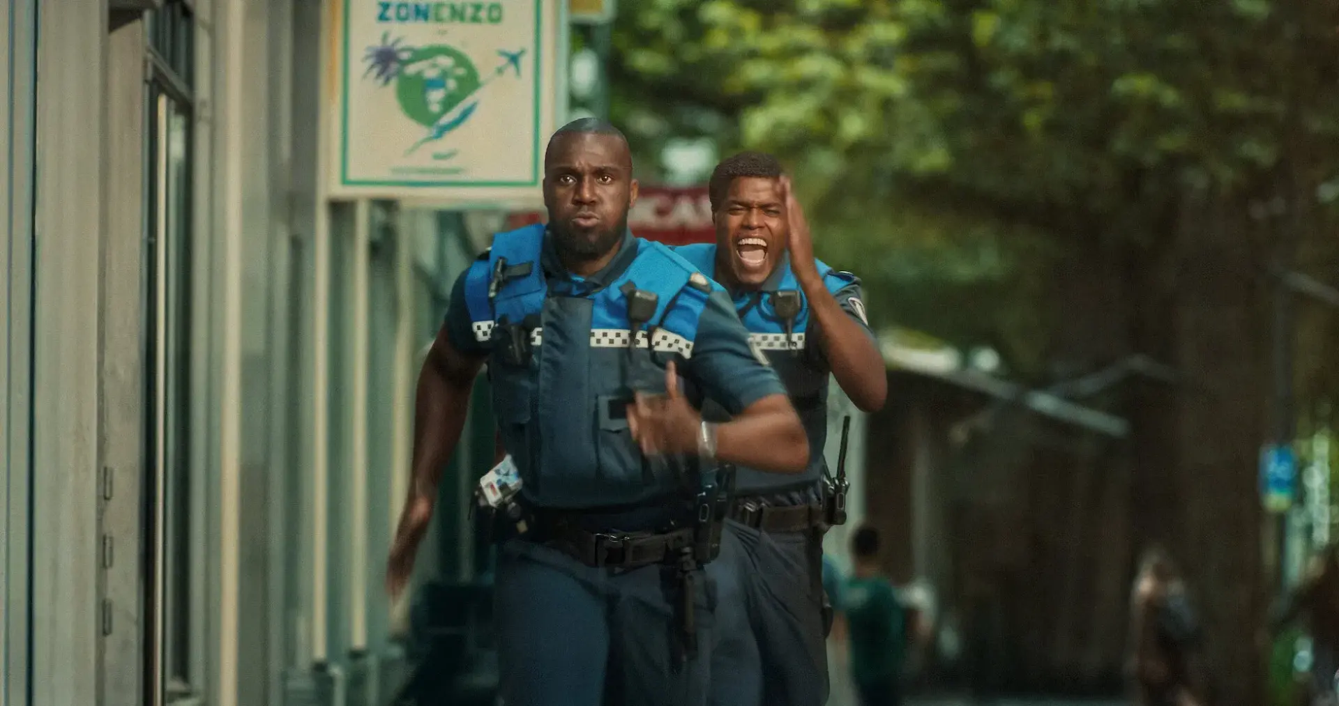 دانلود فیلم پلیس های نصفه نیمه