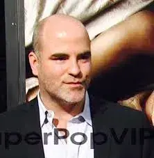 جیمز بابسون