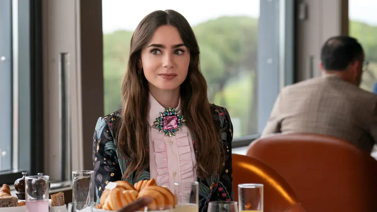 تأیید رسمی مرگ دستیار کارگردان امیلی در پاریس