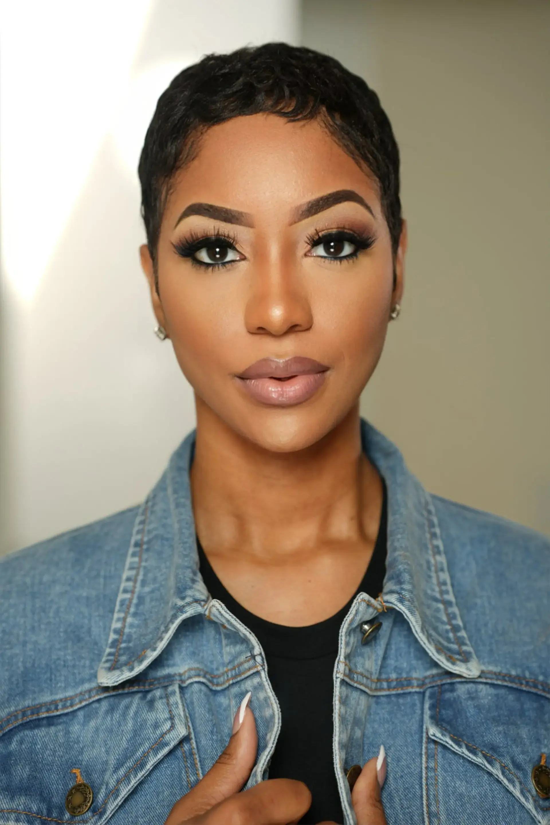 شریکا وودارد