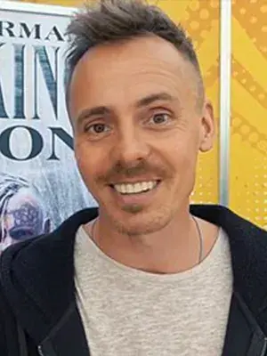 جاسپر پاکونن