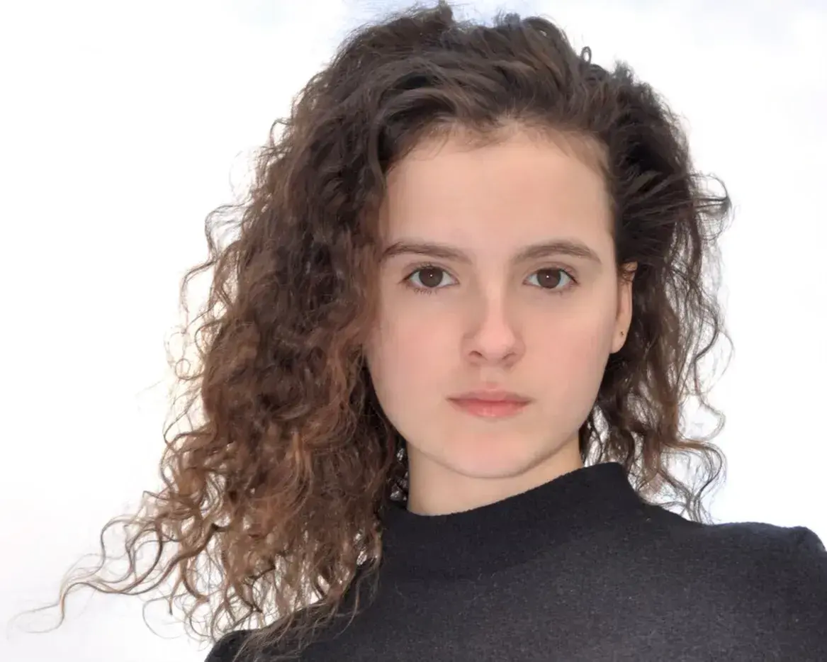 فاینا استراتزا