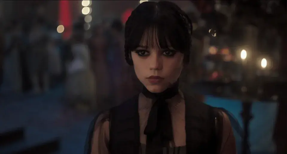 بهترین مدل پخش برای فصل سوم ونزدی چیست