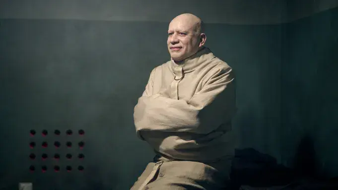 گسترش دنیای ونزدی با سریال عمو فستر