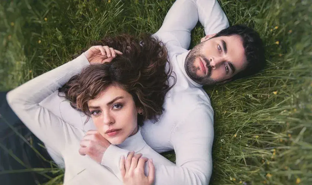 دانلود سریال گل های وحشی