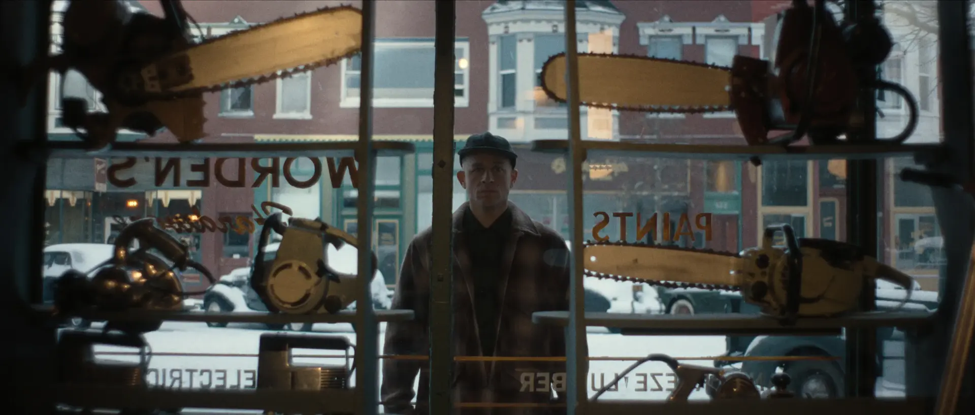 دانلود سریال هیولا