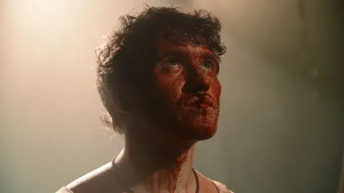 فیلم خشونت با موسیقی متن کد اورنج به بازار میآید