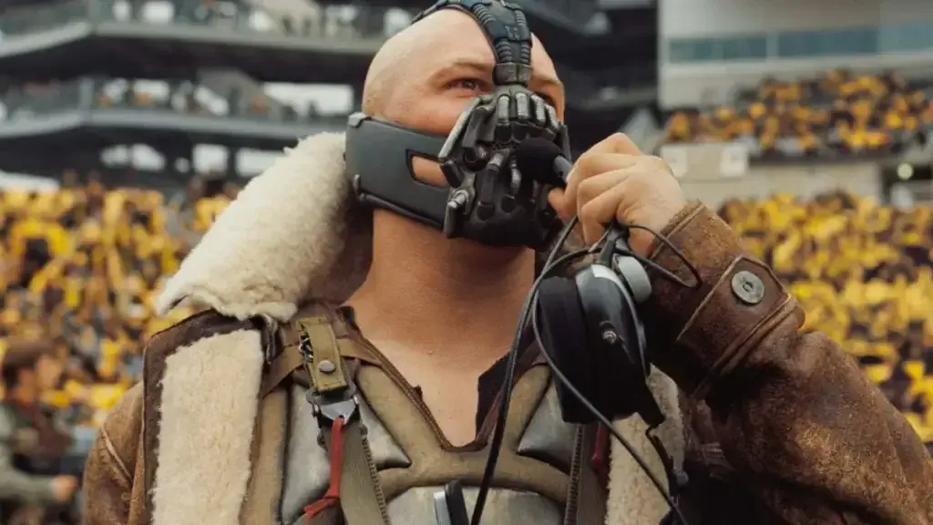 بتمن در برابر تمام دشمنانش