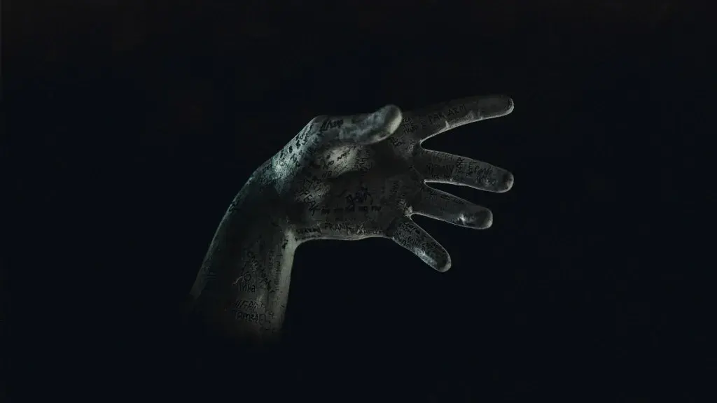 «دست» فیلم «با من حرف بزن» وارد خانه‌ی شما می‌شود