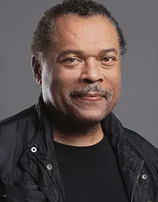 هوارد  توماس ری