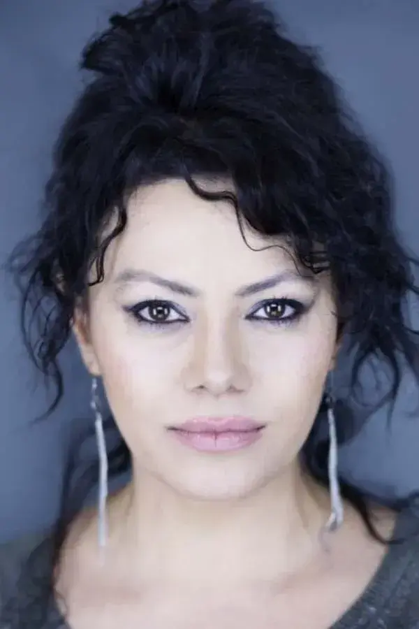 مهتاپ بایری