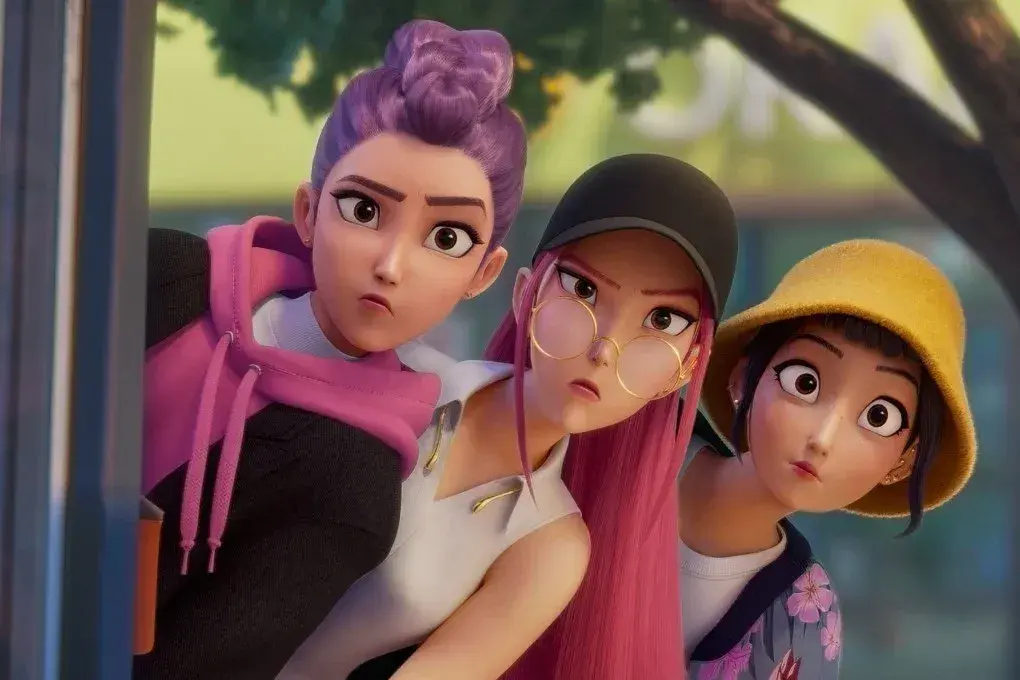 ستاره «شکارچیان اهریمن کی‌پاپ» با لباس فیلم در مهمانی هالووین 