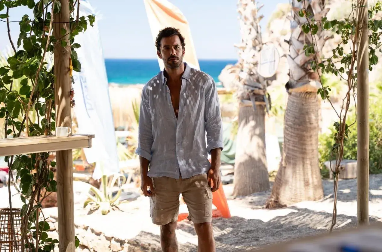 دانلود فیلم تعقیب باد