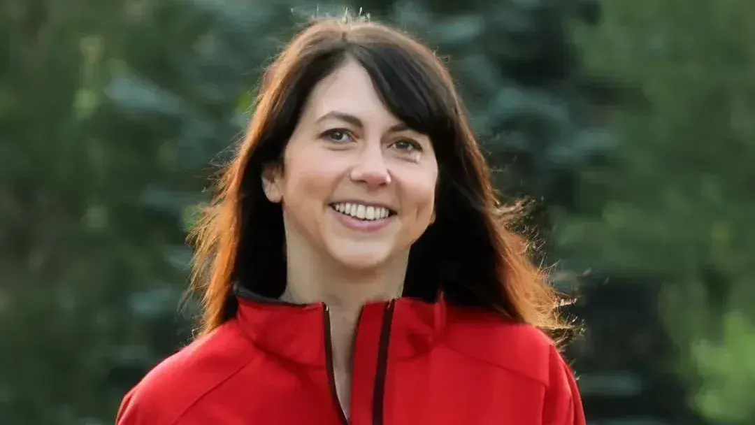 مکنزی اسکات