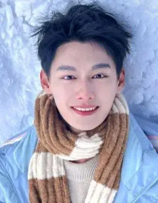 ژوچنگ  وانگ