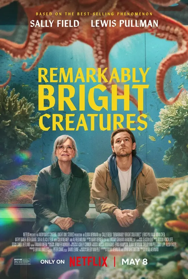 فیلم موجودات بسیار درخشان (Remarkably Bright Creatures) پوستر